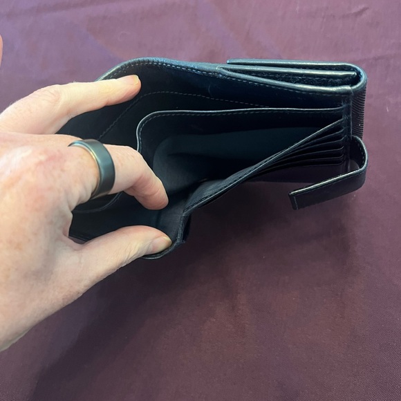 Adorable Gucci wallet - Picture 5 of 6